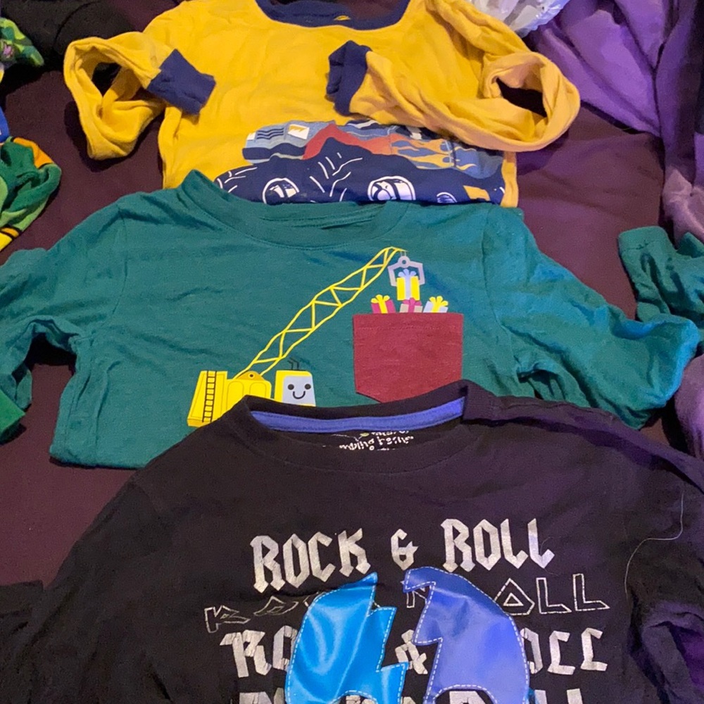 Size 5/6 lot of 3 long sleeve